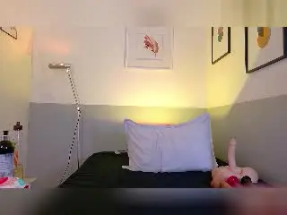 Xlovecam Sex Cam of Adelyno
