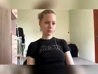 Xlovecam Sex Cam of LillianaWhang