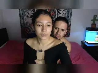 Xlovecam Live Sex of SophiaAndTony
