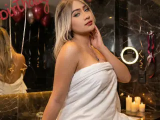 Xlovecam Private Sex Chat of VictoriiaGrey