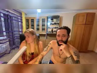 Xlovecam Live Sex Cam of MikeAndAnna