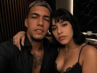 Xlovecam Watch Live Sex Cams of SamanthaAndJhon