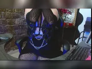 Xlovecam Watch Live Sex Cams of LunaTikka