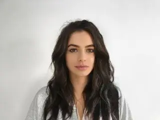 Xlovecam Live Sex of CarliHot
