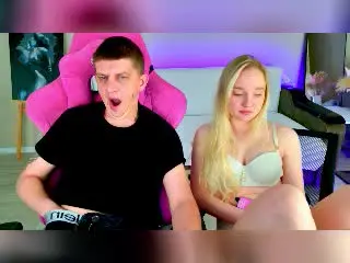 Xlovecam Live Sex of ShawtyMiaAndJack