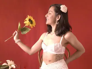 Xlovecam Live Porn of MiaAmoree